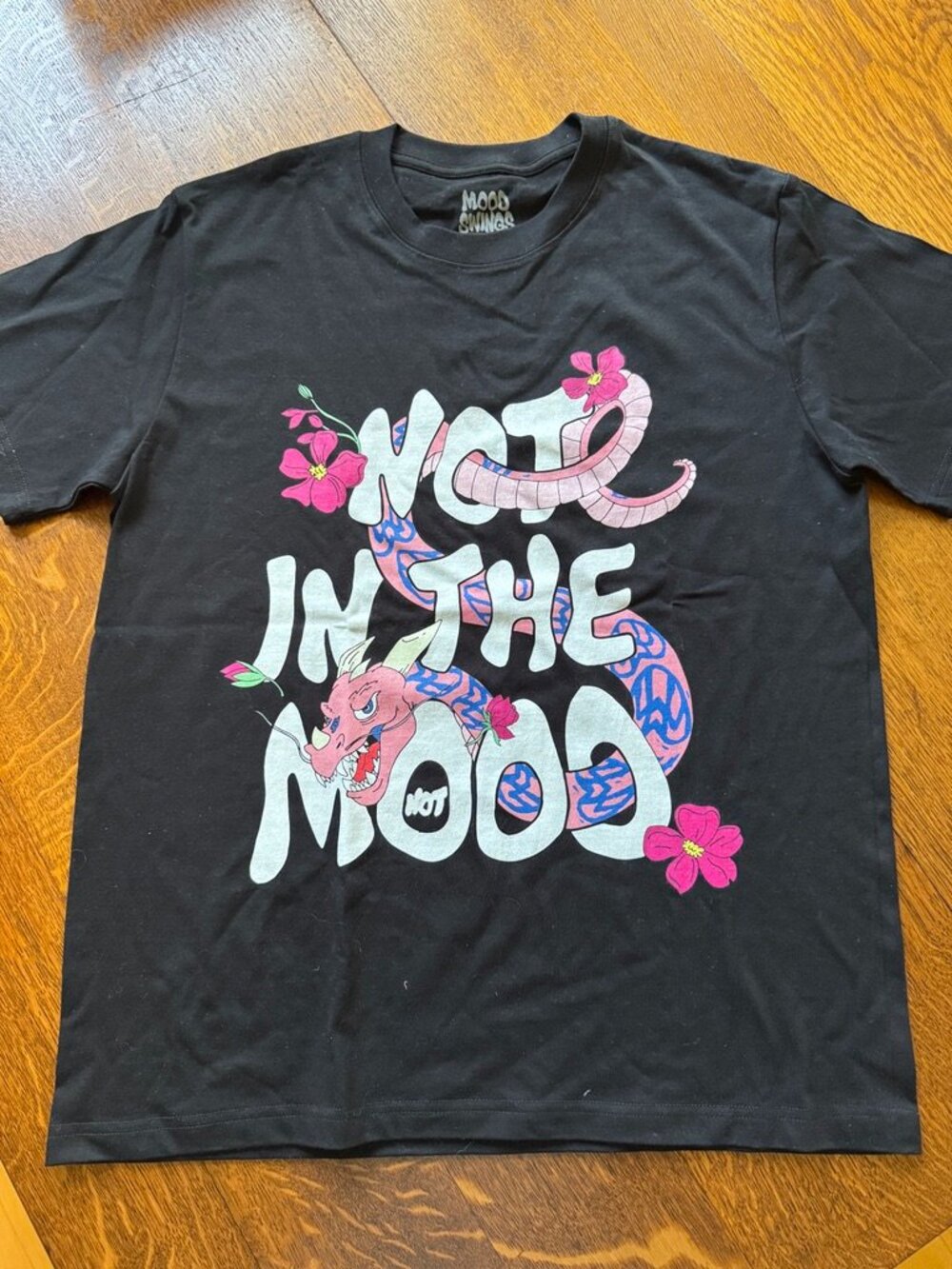 NWOT Mood Swings Not in the Mood Serpent T Shirt Large